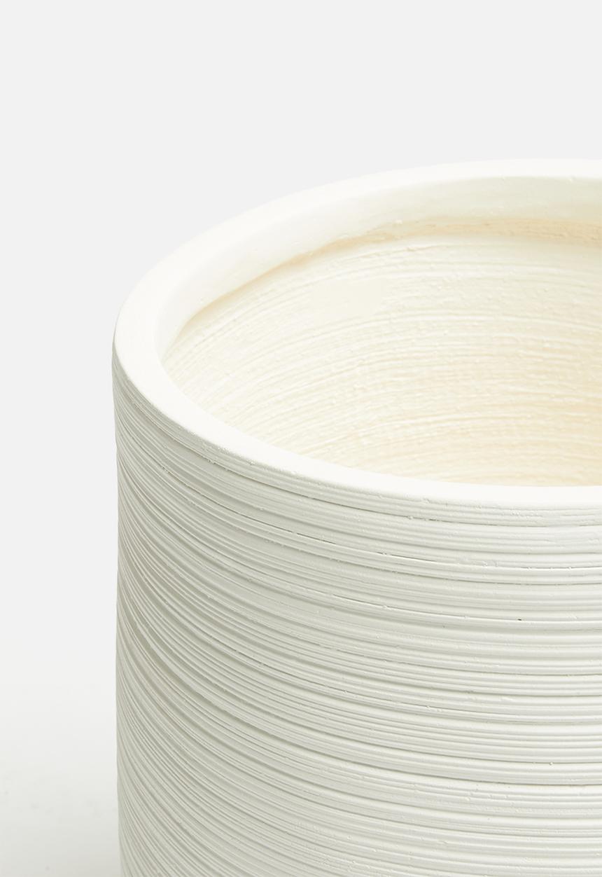 Sixth Floor - Villa fiberclay planter - Off white