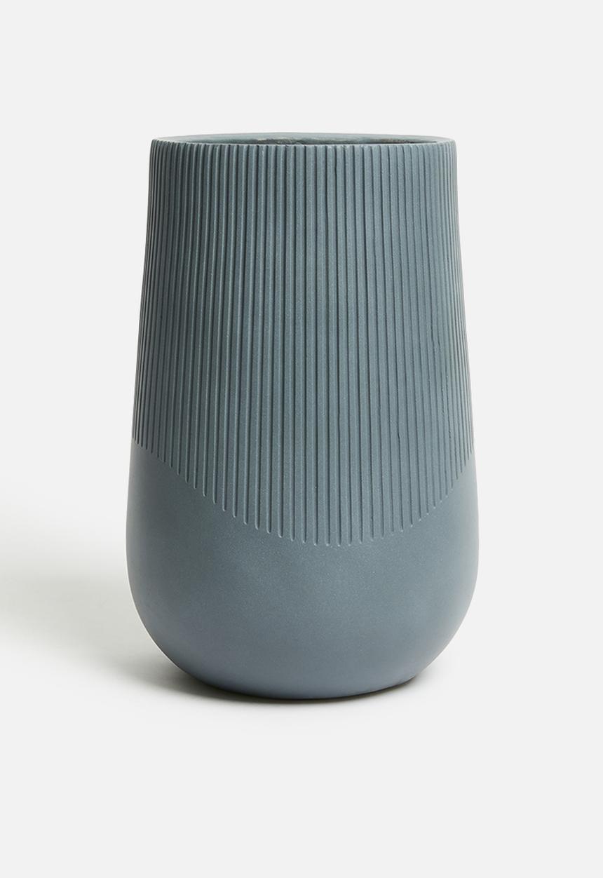 Sixth Floor - Lou fibreclay planter - Charcoal