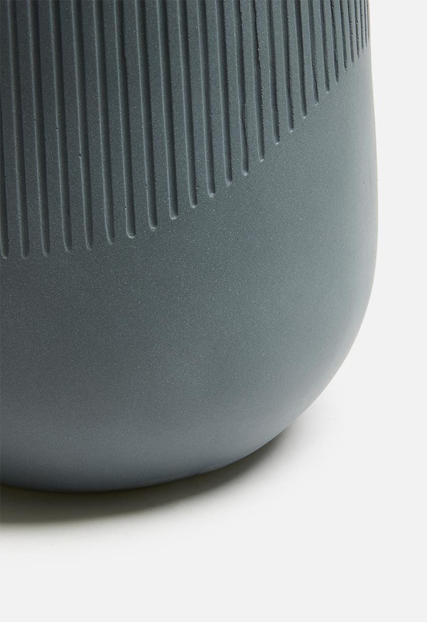 Sixth Floor - Lou fibreclay planter - Charcoal