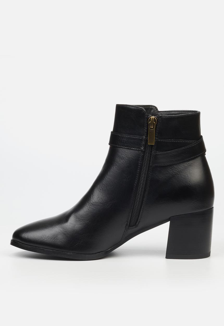 Butterfly Feet - Shawna 1 Ankle - Black