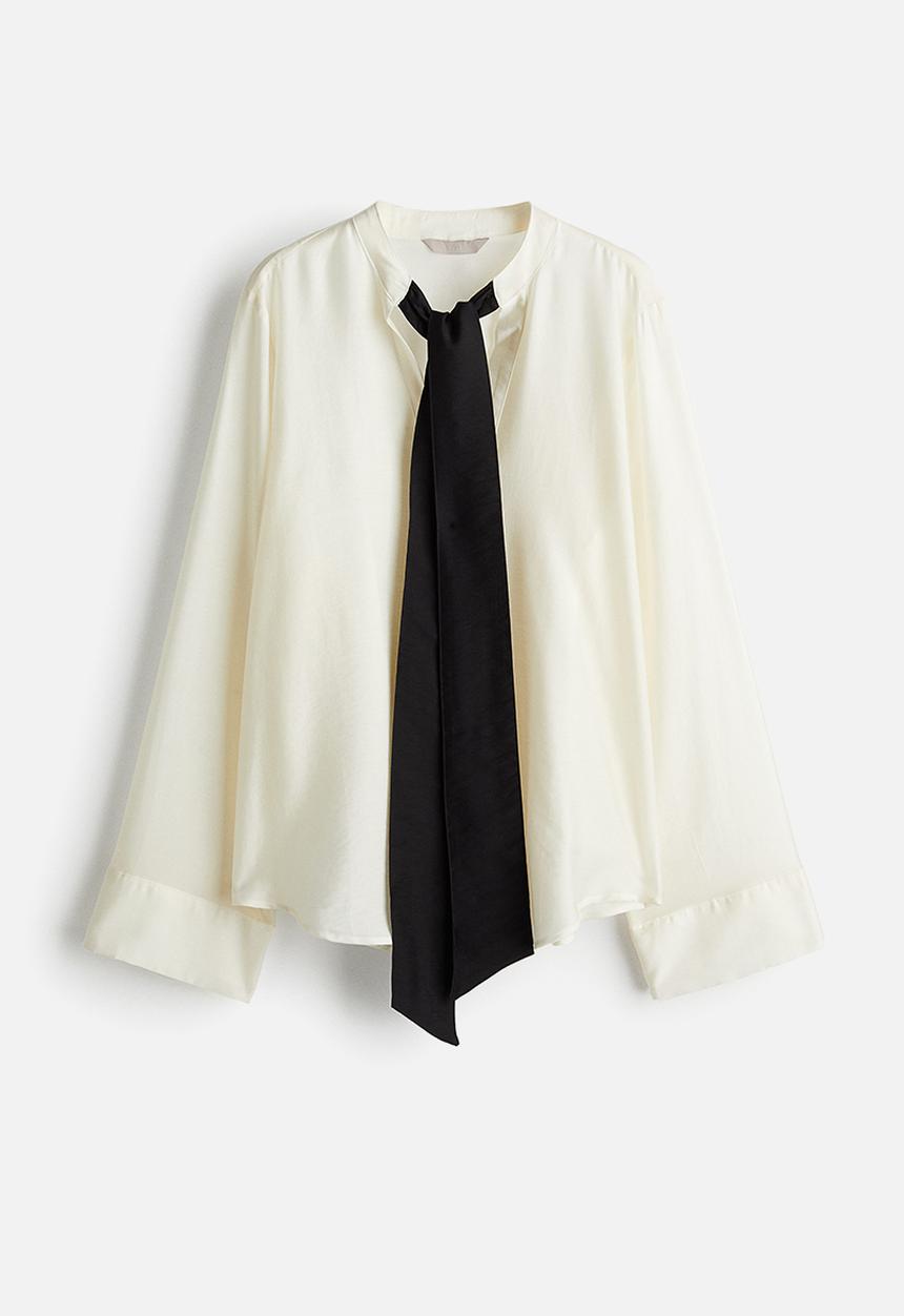 H&M - Tie-neck blouse - cream & black