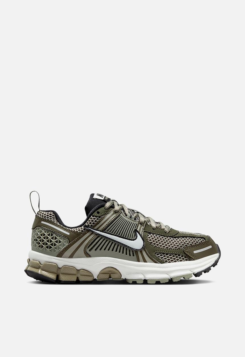 Nike - Nike Vomero 5 - Cargo Khaki/Light Army - Photon Dust-Black