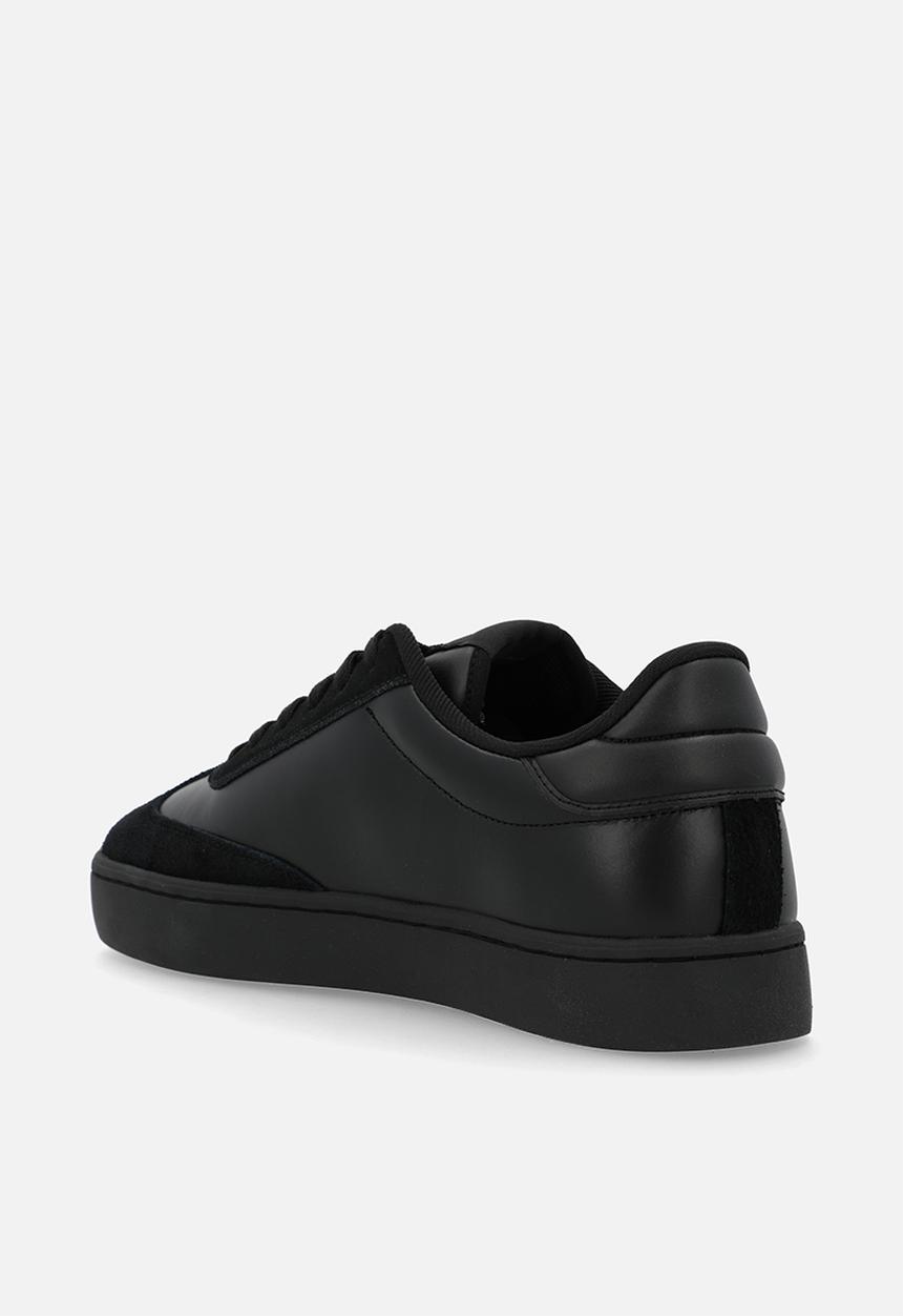 Calvin Klein - Classic cup low lace up lth fad - triple black