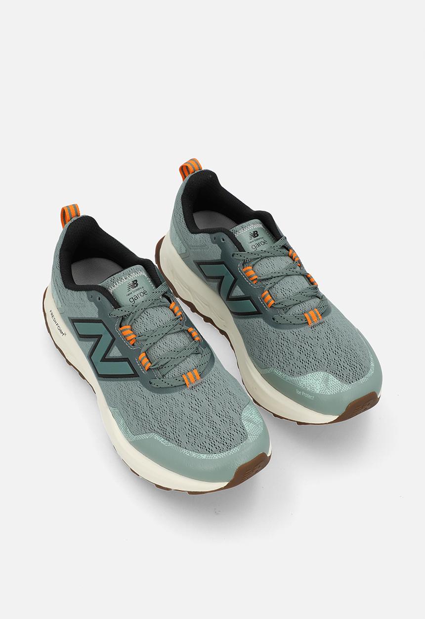 New Balance  - FRESH FOAM X GAROE v2