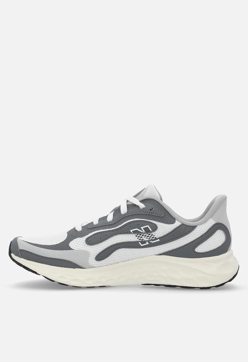 New Balance  - Arishi Lux v4