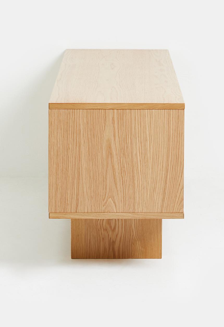 Sixth Floor - Groove TV-table - Oak Veneer
