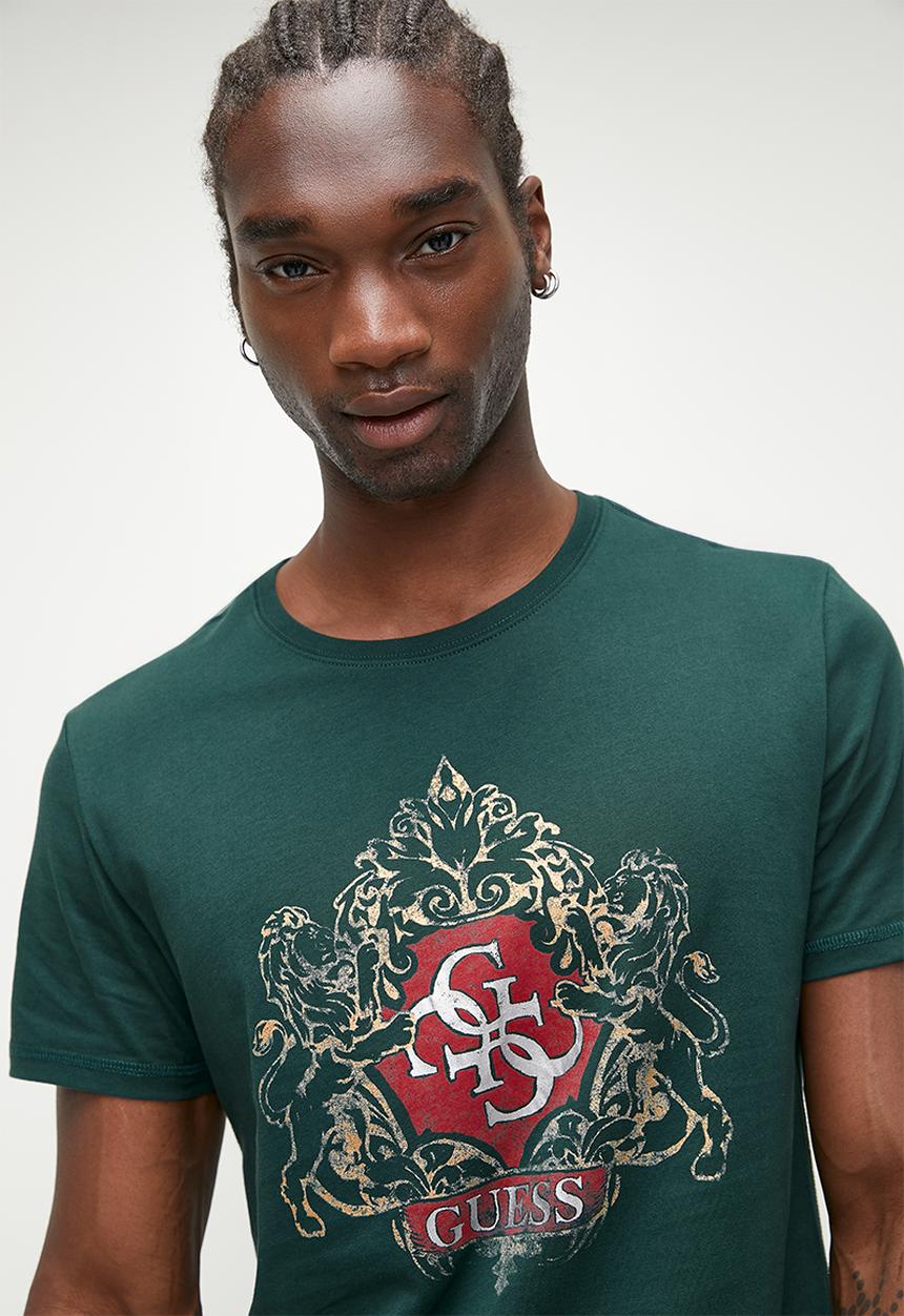 GUESS - SS CN GUESS EMBLEM TEE - DARK JADE