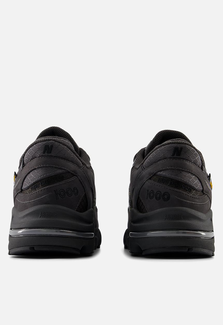 New Balance  - M1000