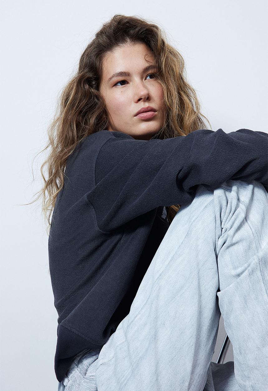 H&M - Oversized motif-front sweatshirt - dark grey & new york