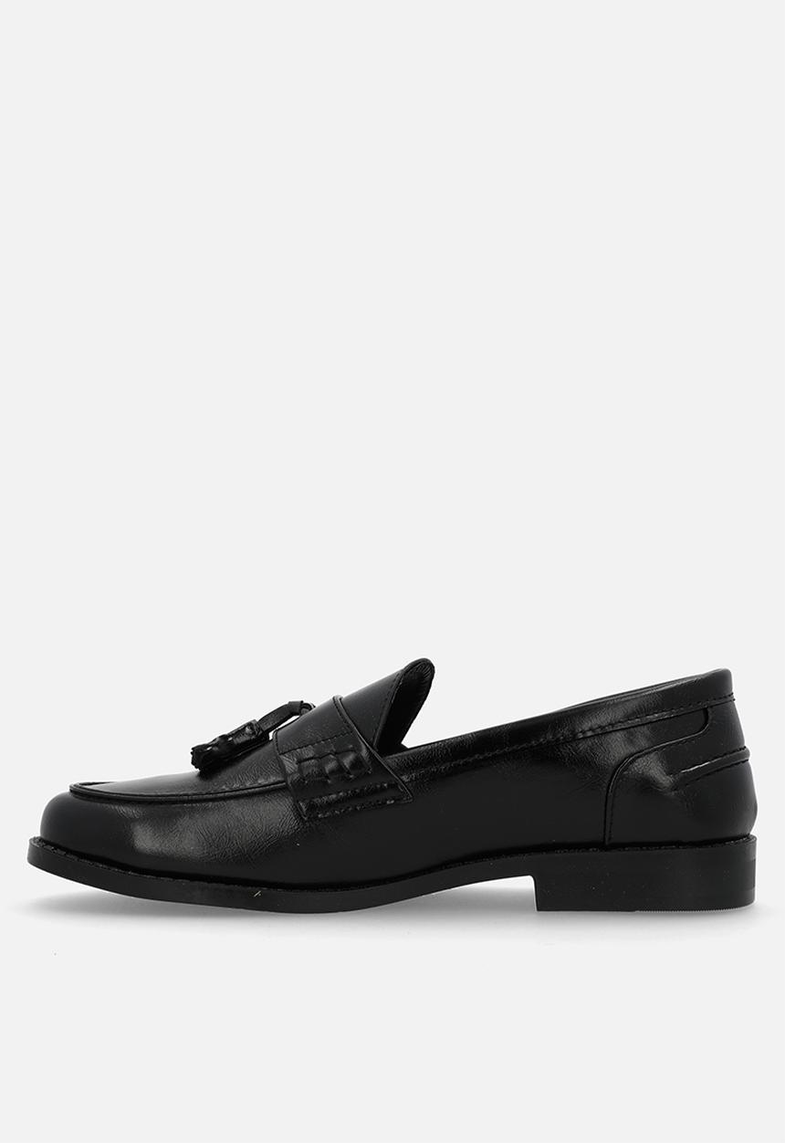 PC - Tassel Slip on - Black