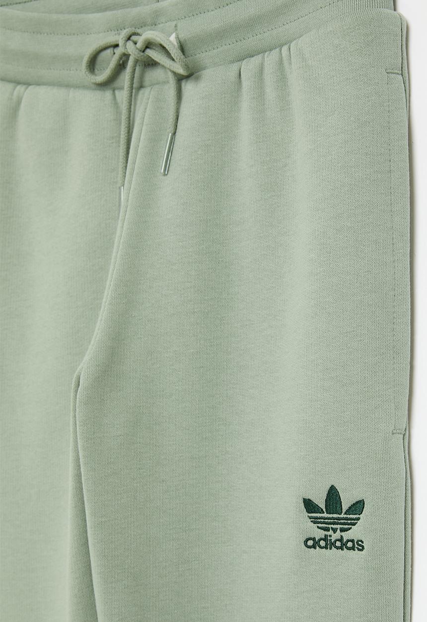 adidas Originals - Ess Youth Pants Silgrn - Green