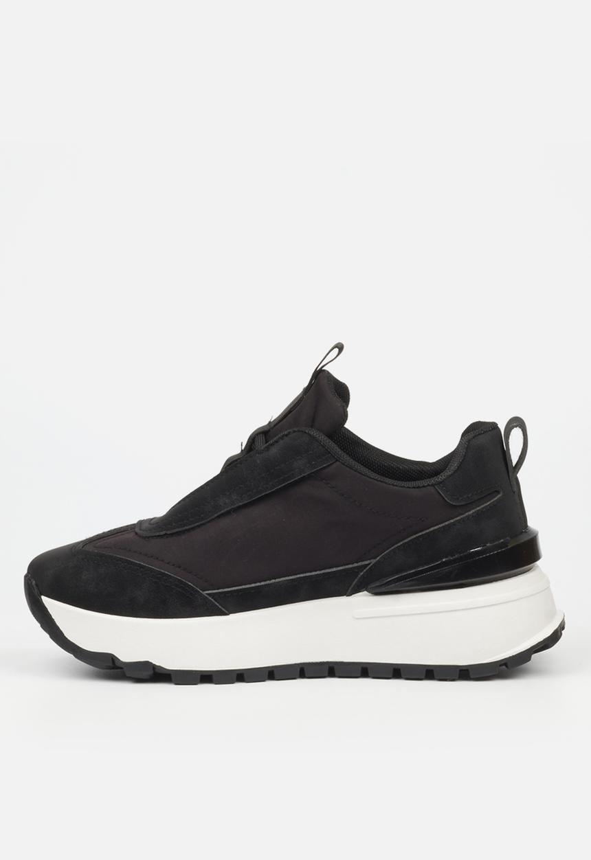 Butterfly Feet - Rio 3 Sneaker - Black