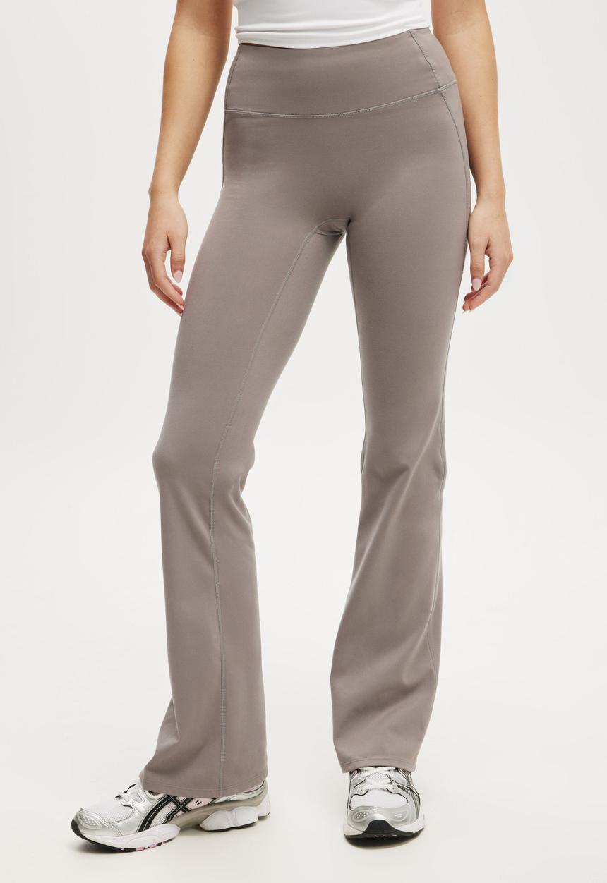 Cotton On - Ultra Soft Studio Flare - Desert Grey