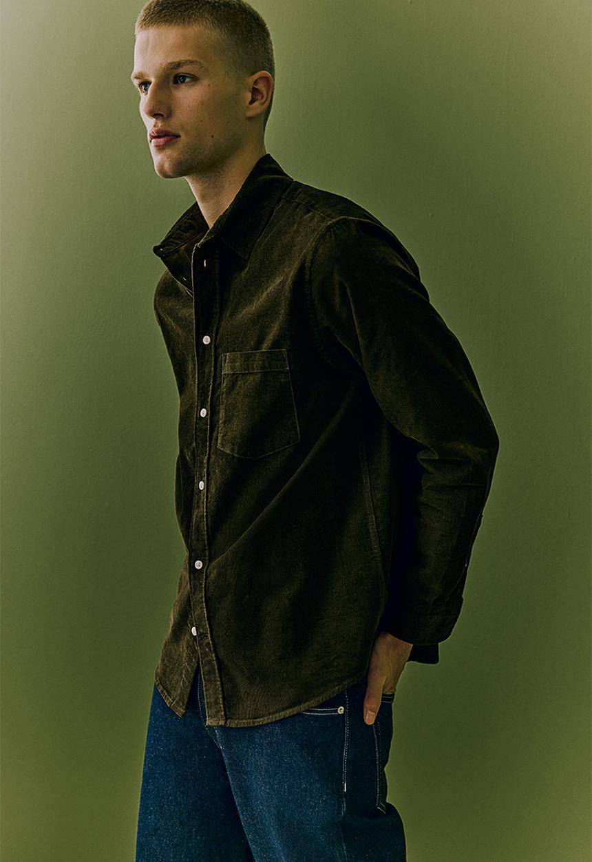 H&M - Regular fit corduroy shirt - green