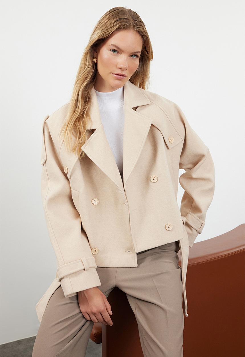 Trendyol - Soft textured seasonal short oversize cashmere coat - beige