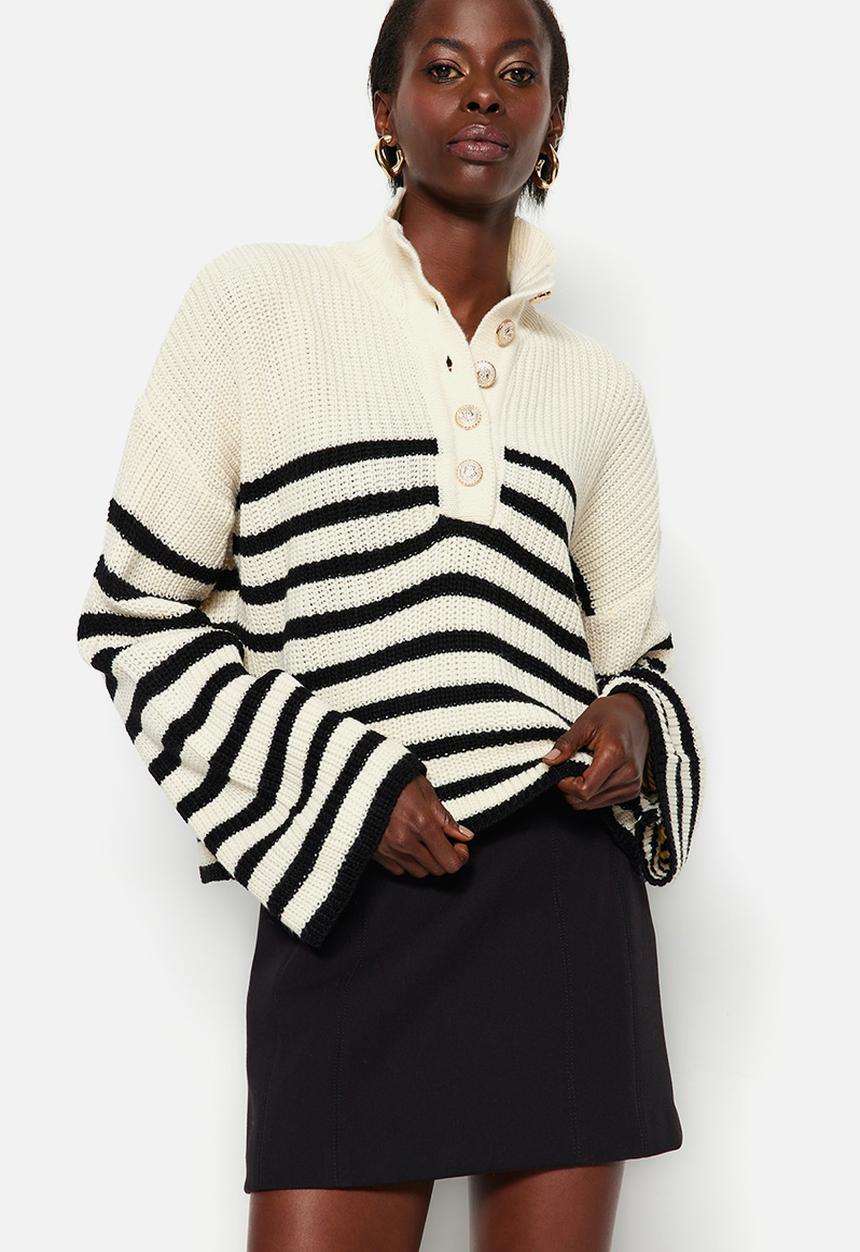 Trendyol - Wide neck striped knitwear sweater - ecru 