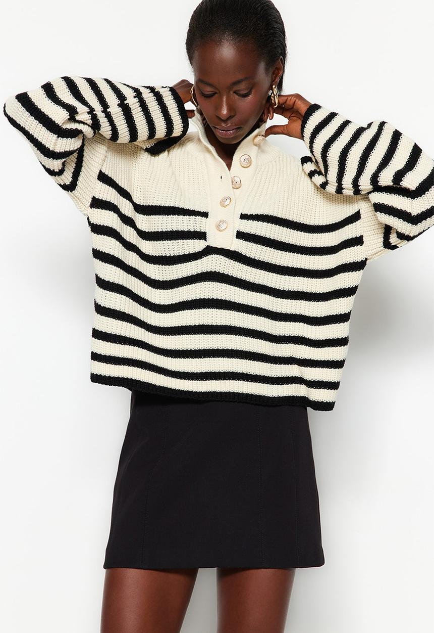 Trendyol - Wide neck striped knitwear sweater - ecru 