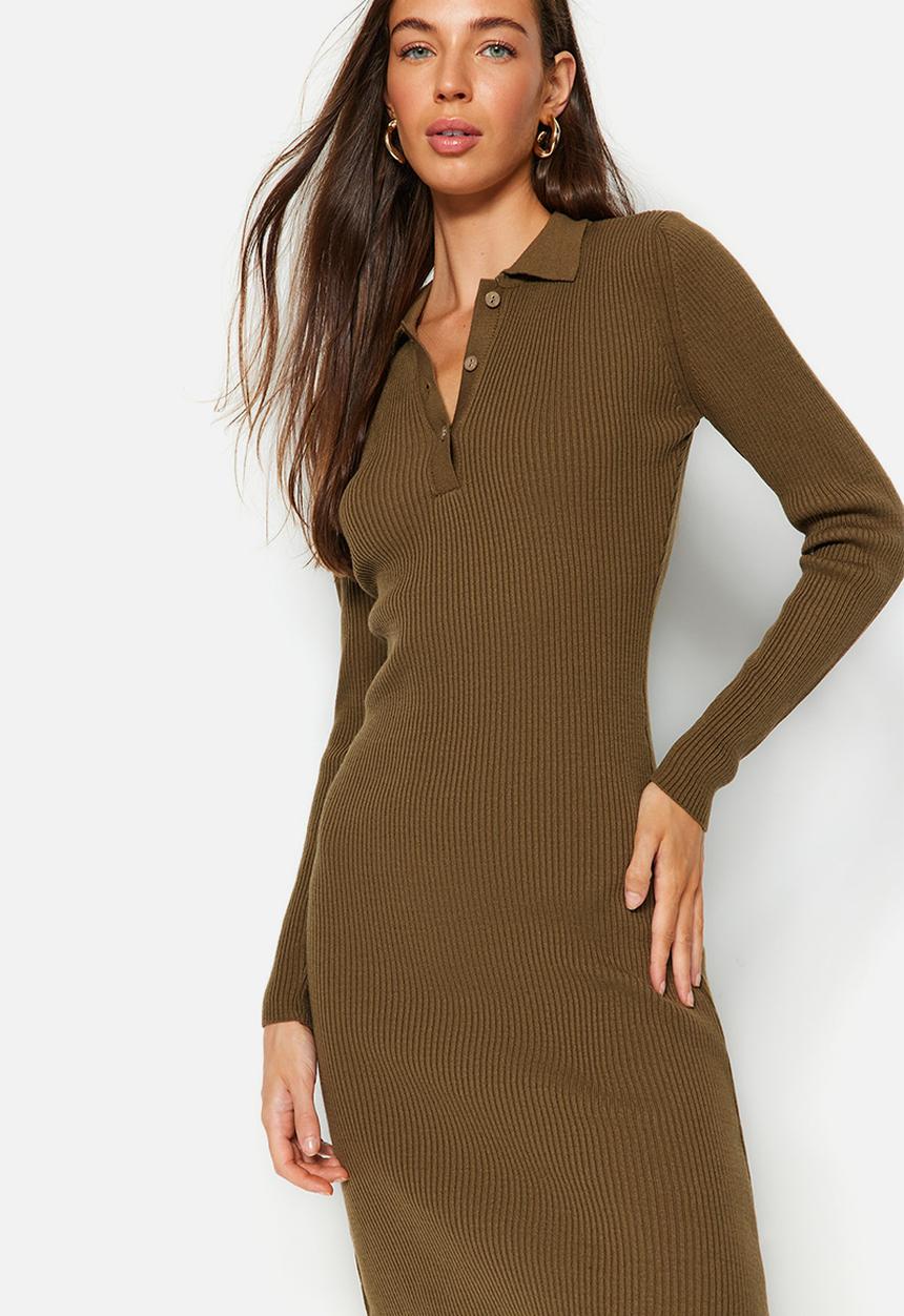 Trendyol - Midi knitwear polo neck dress - khaki