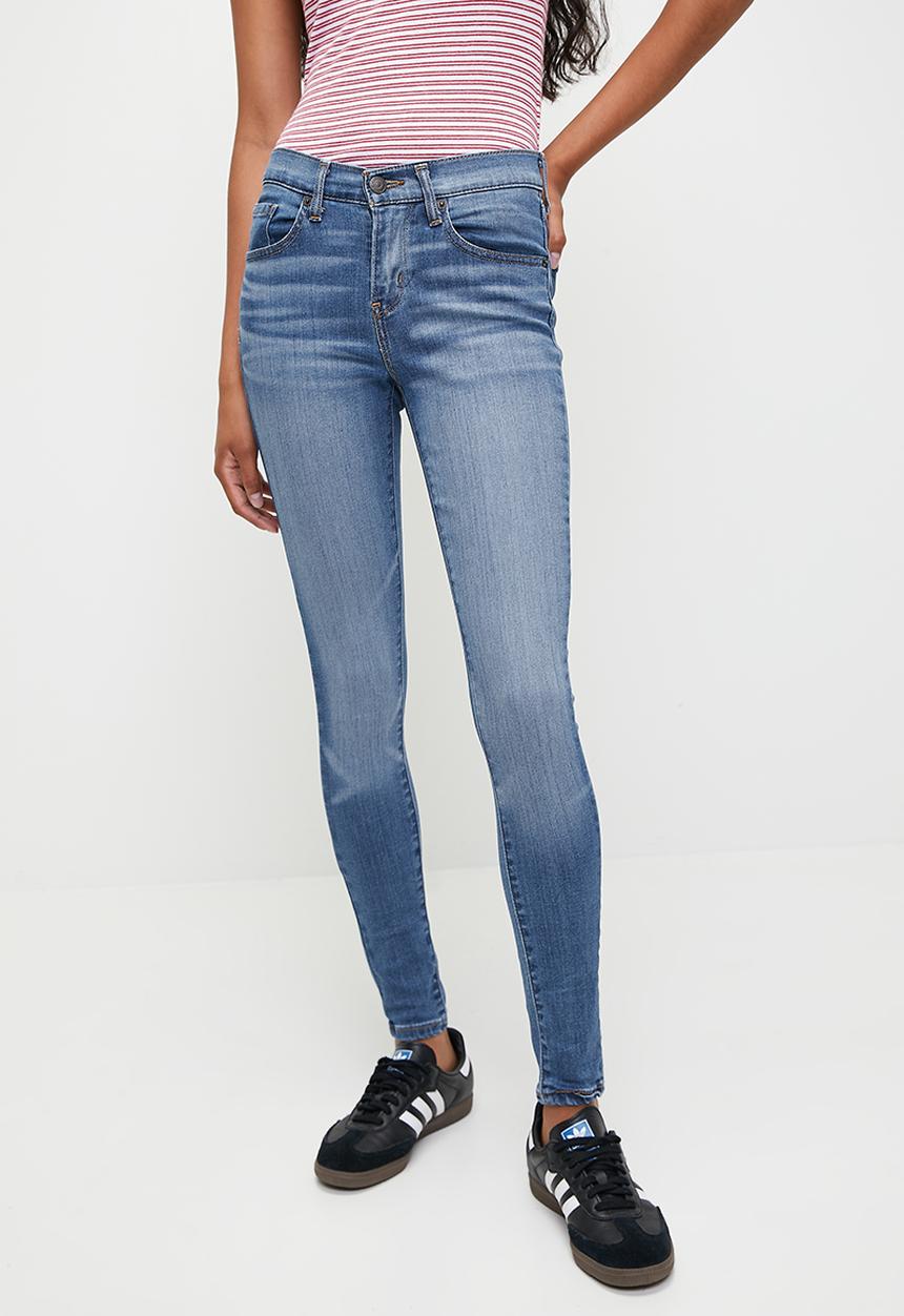 Levi’s® - Curvy Super Skinny Lapis Topic - blue