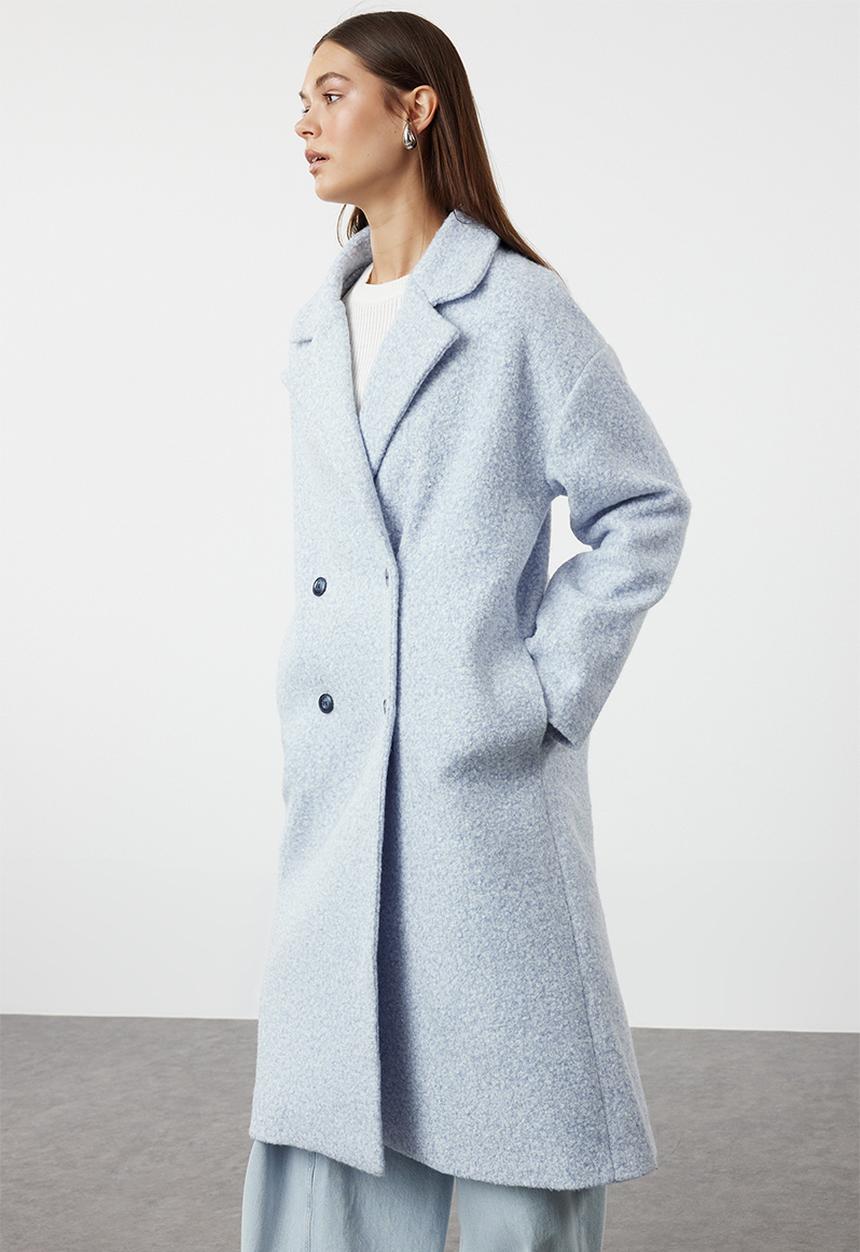 Trendyol - Oversize wide cut plush coat - baby blue 