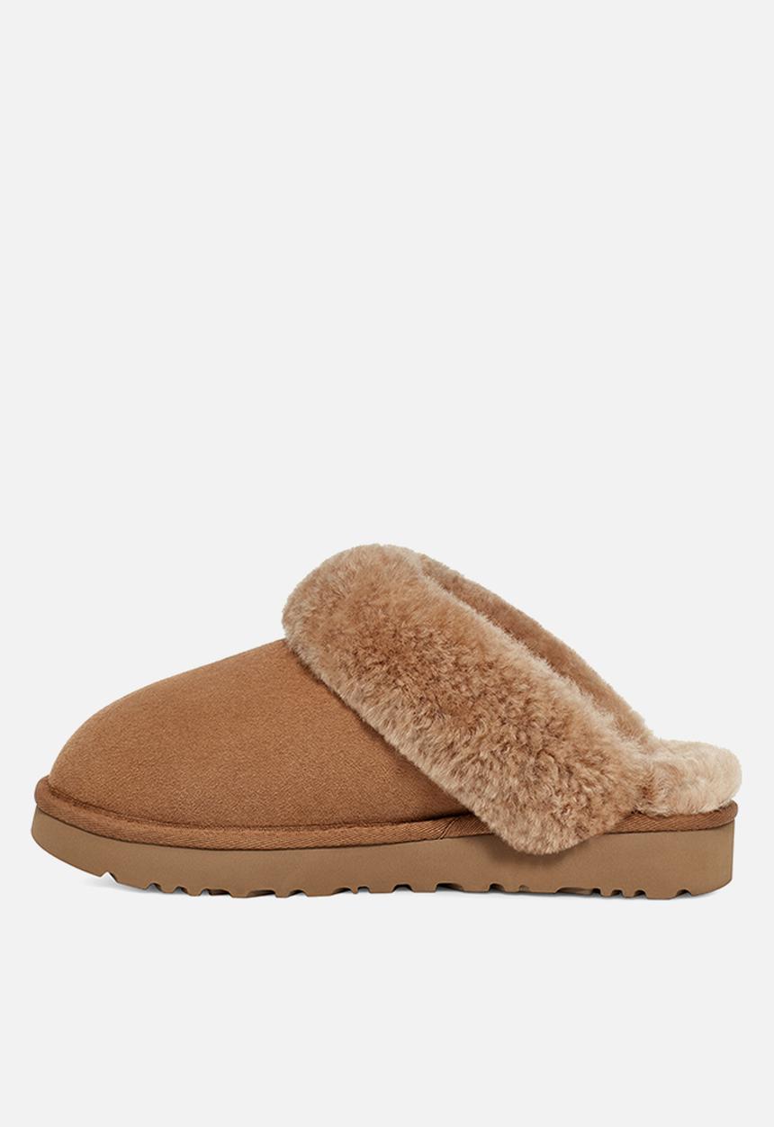 UGG® - Classic slipper ii slipper - chestnut