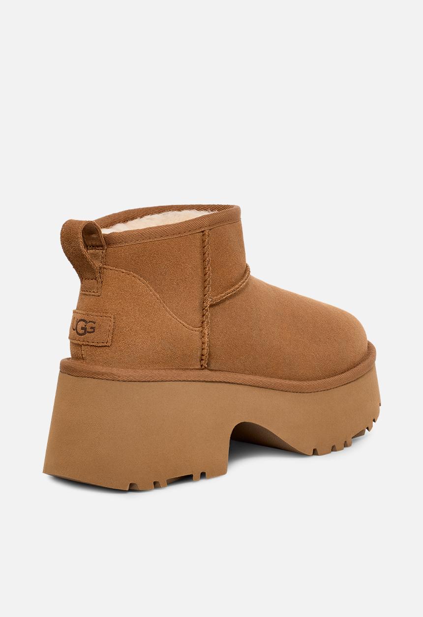 UGG® - Classic ultra mini new heights boot - chestnut