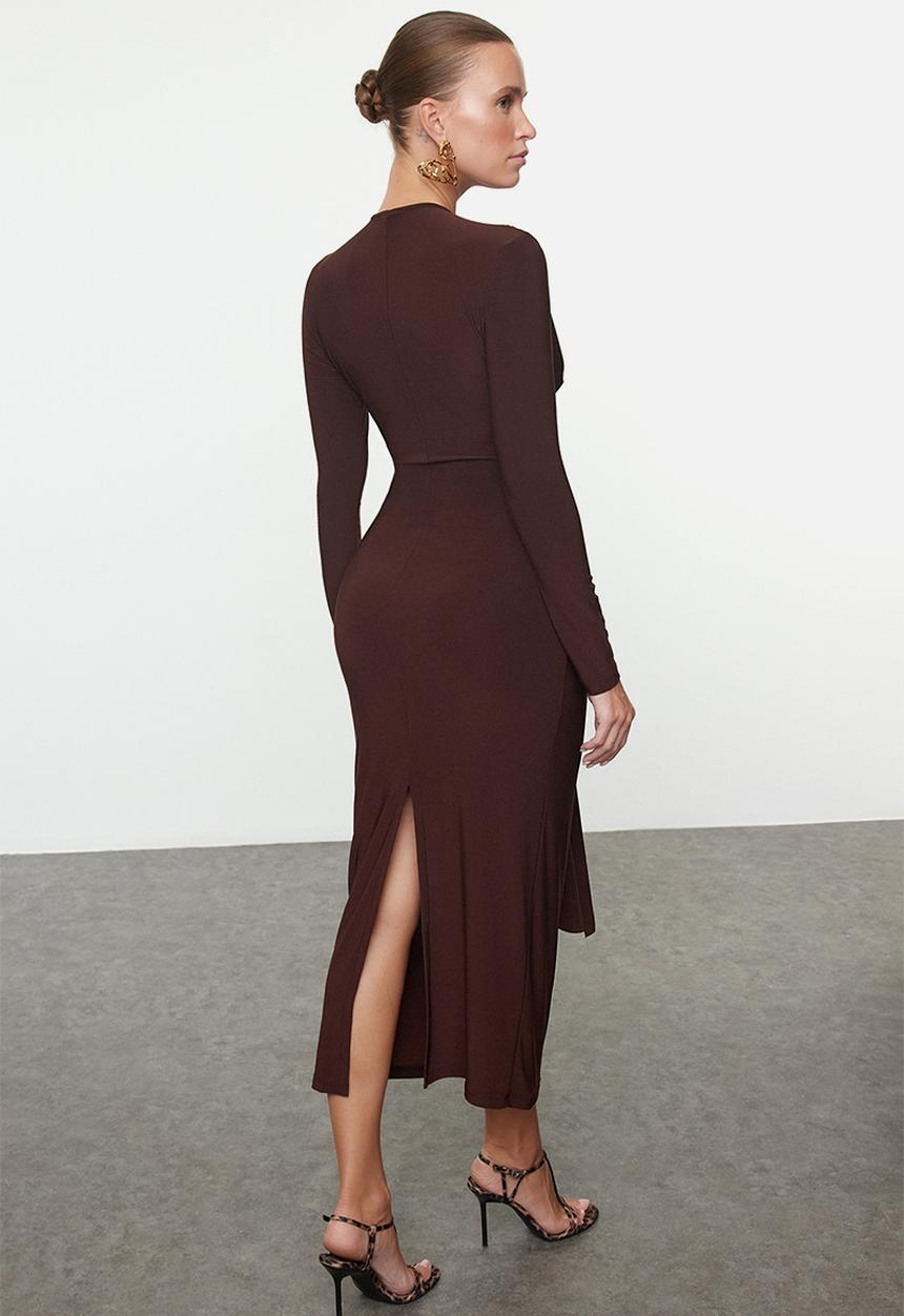 Trendyol - Fitted V Neck Knitted Chic - Brown