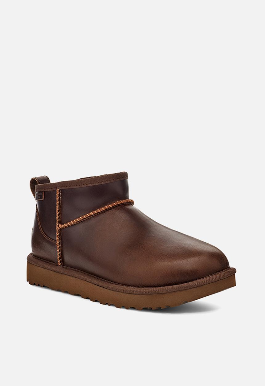UGG® - Classic ultra mini lthr regen boot - ironwood