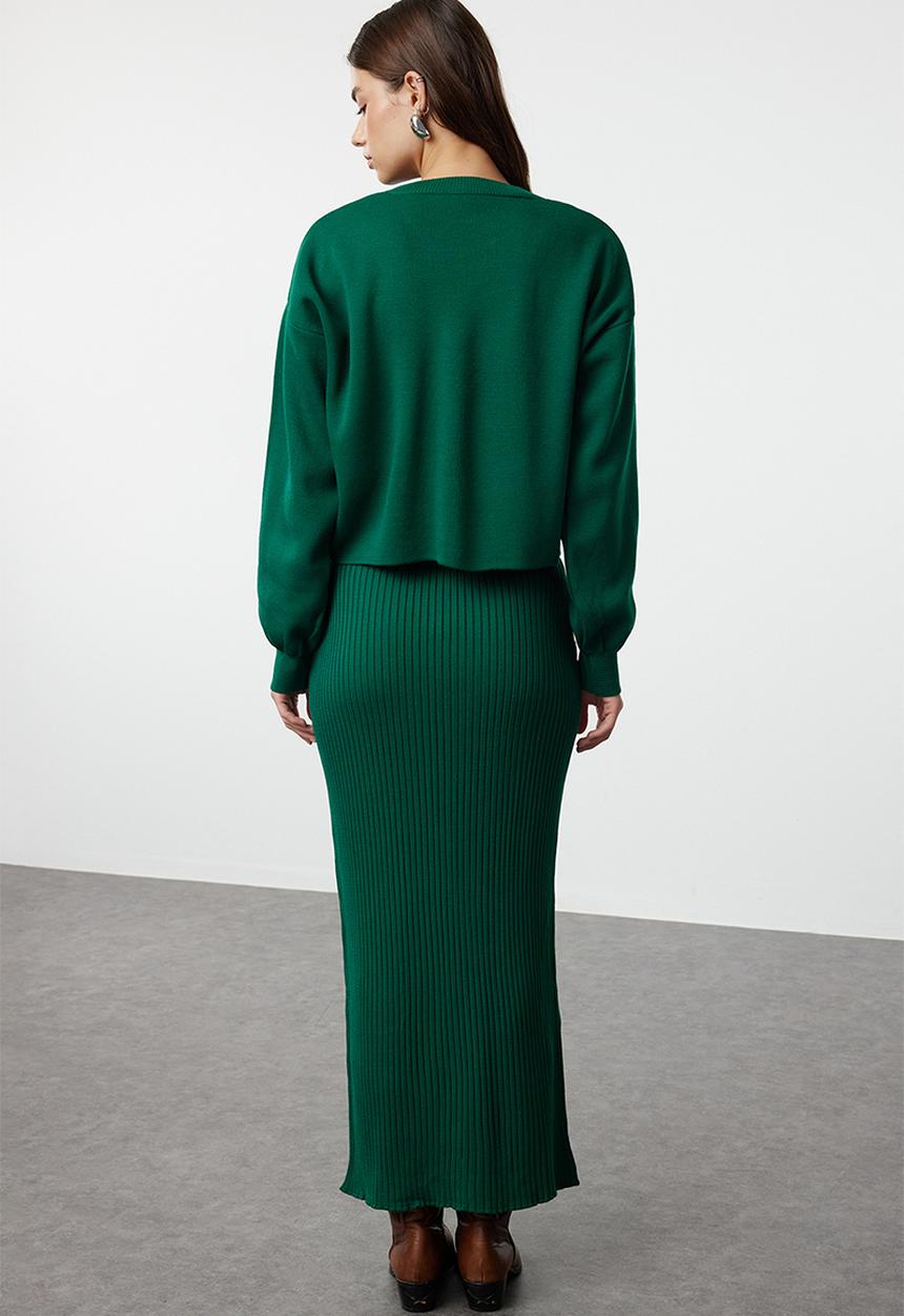 Trendyol - Midi knitted sweater dress set - green