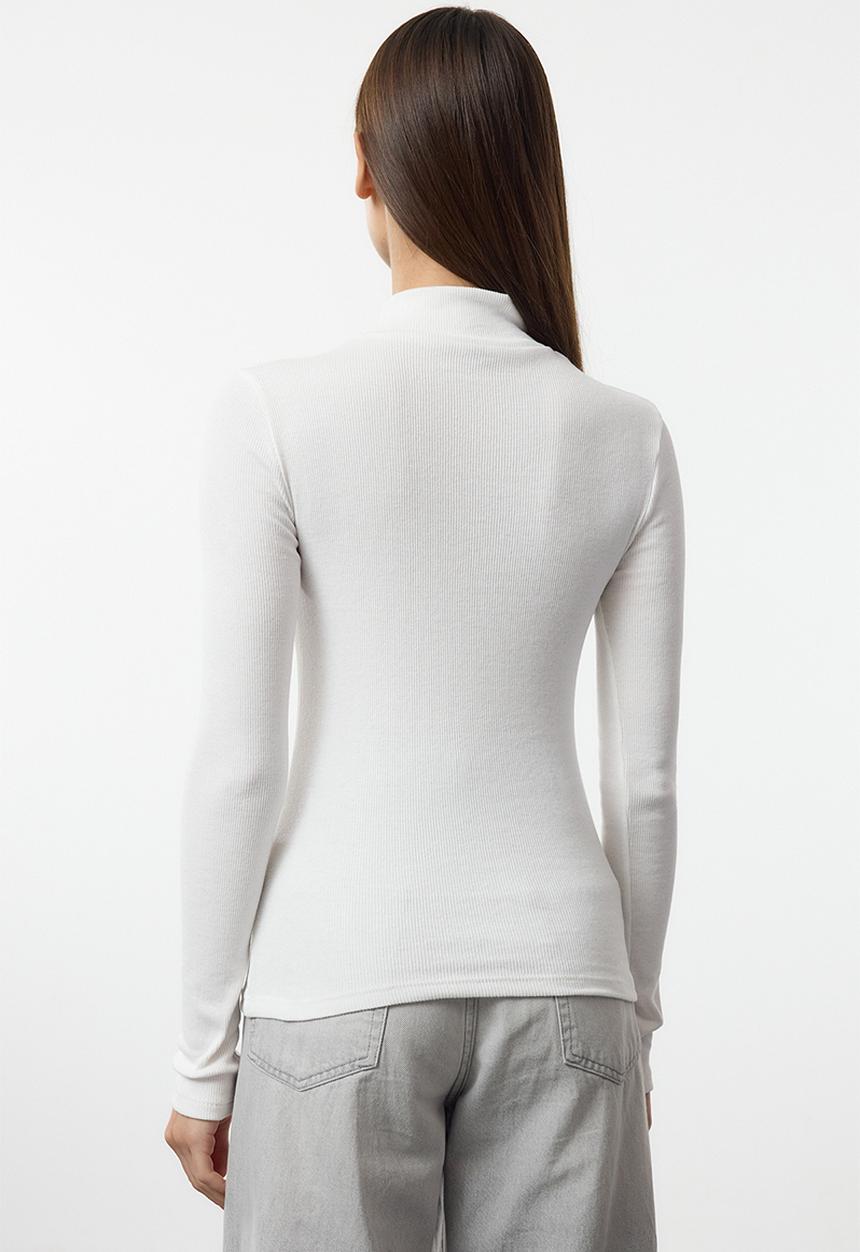 Trendyol - Ecru stand collar long sleeve fitted ribbed stretch knitted top