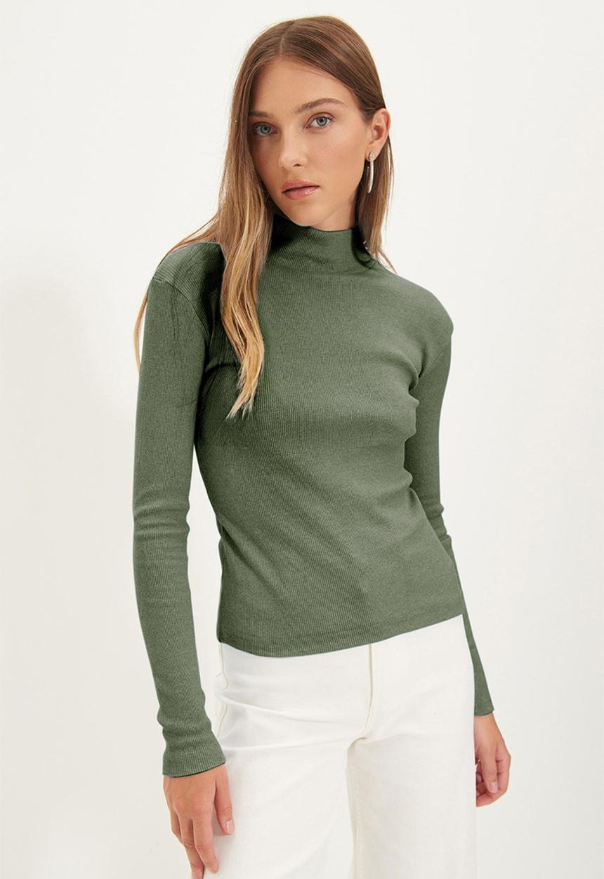 Trendyol - Fitted/body-sit stand collar long sleeve elastic ribbed top - khaki