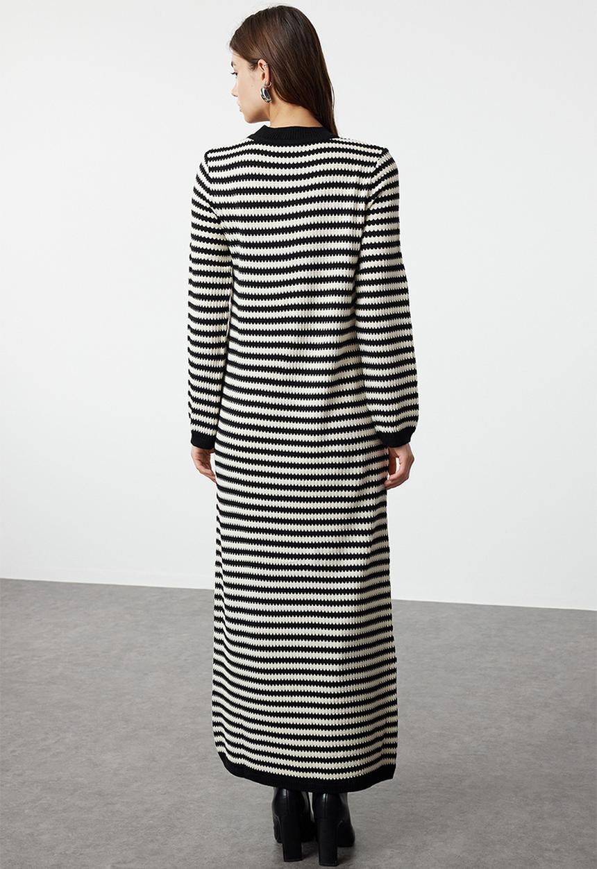 Trendyol - Striped long dress - black and white