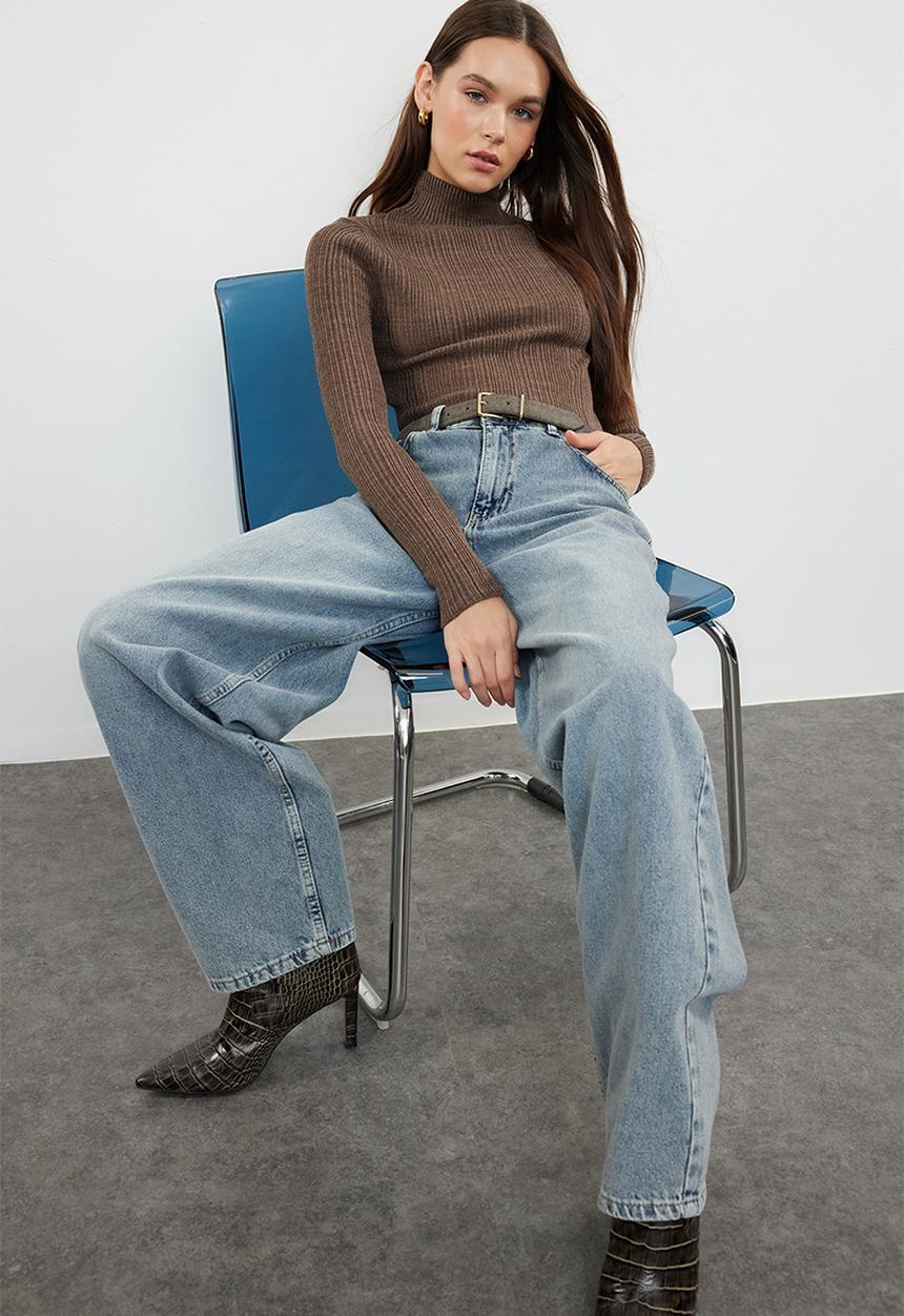 Trendyol - High collar knitwear sweater - mink 