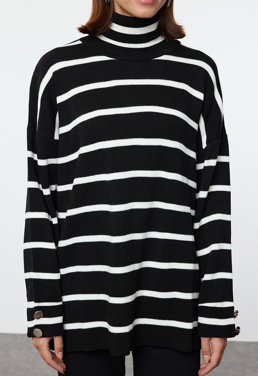 Trendyol - Turtleneck striped basic sweater - black  