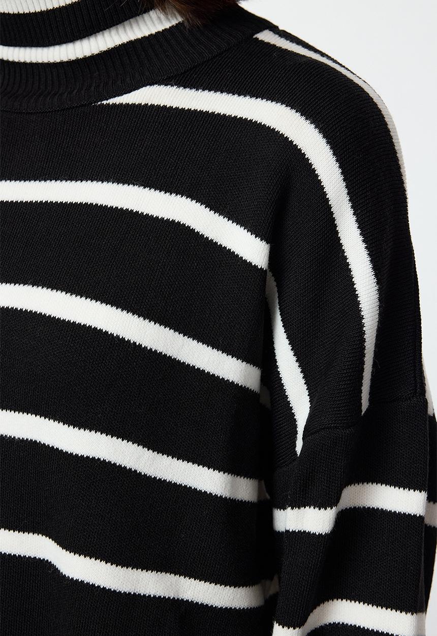 Trendyol - Turtleneck striped basic sweater - black  
