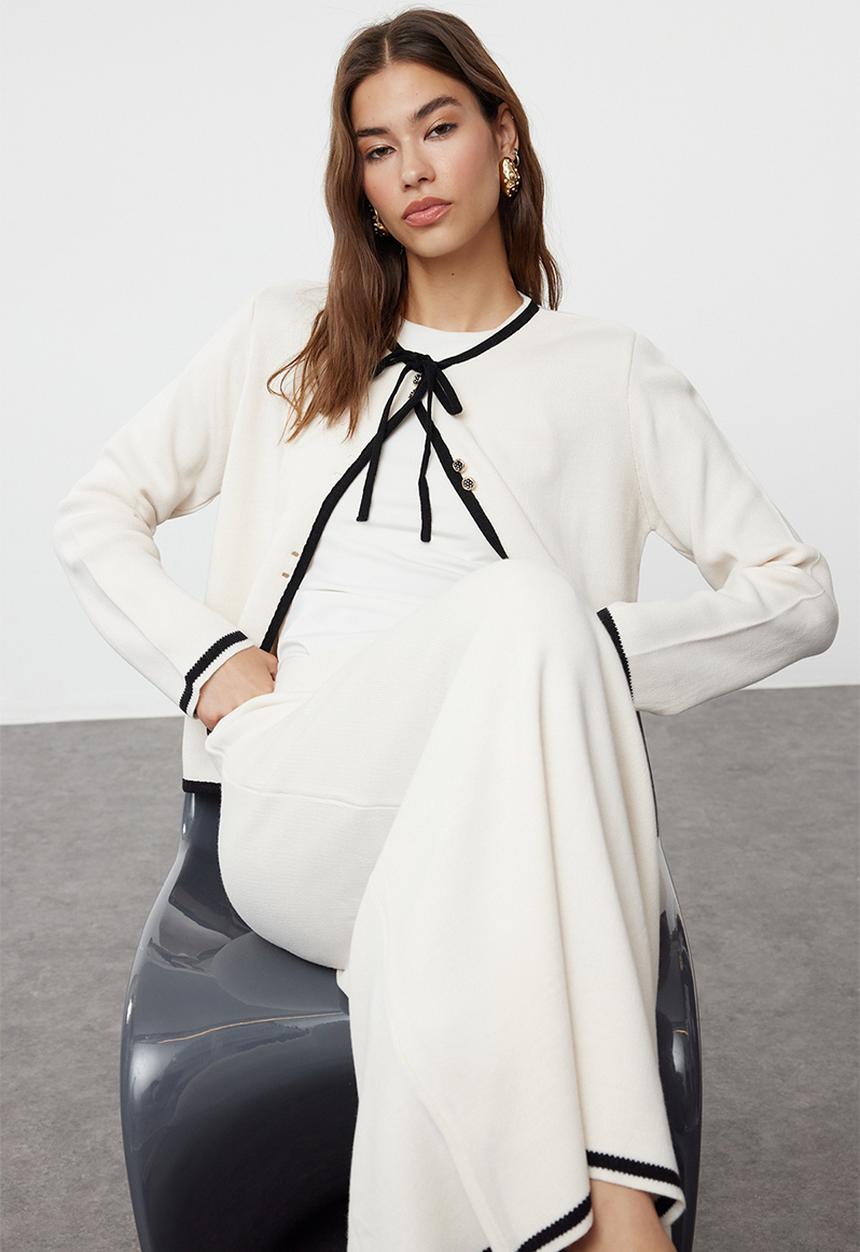 Trendyol - Piping Accessory Buttoned Knitwear Cardigan Skirt Bottom-Top - Ecru 