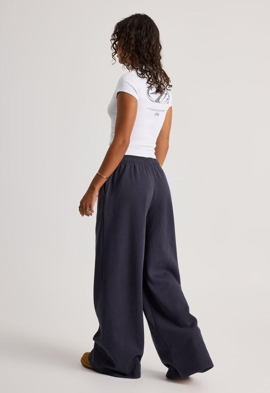 Factorie - Ultra Baggy Trackpant - Navy