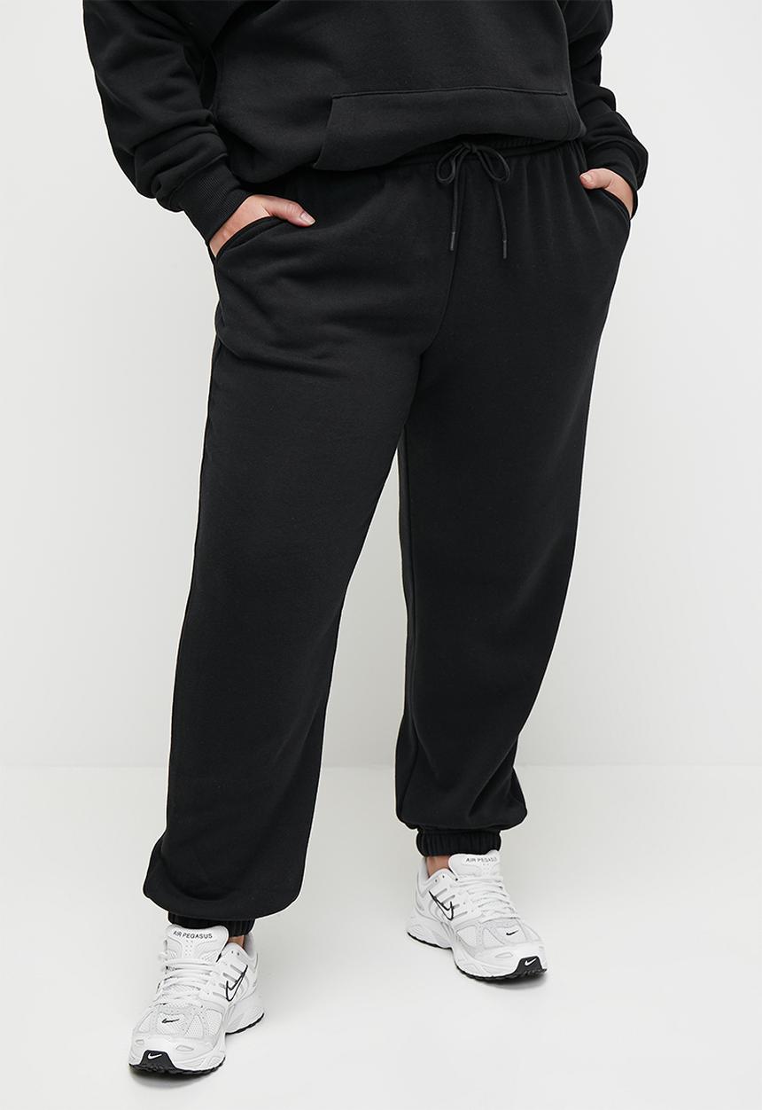 Cotton On - Plus Classic Fleece Sweatpant - Black