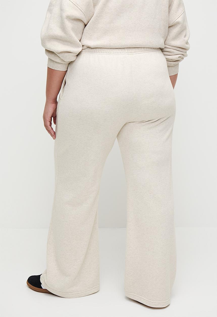 Cotton On - Plus Classic Fleece Wide Leg Sweatpant - Oatmeal Marle