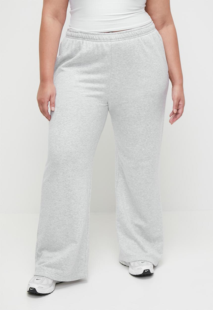 Cotton On - Plus Classic Fleece Wide Leg Sweatpant - Soft Grey Marle