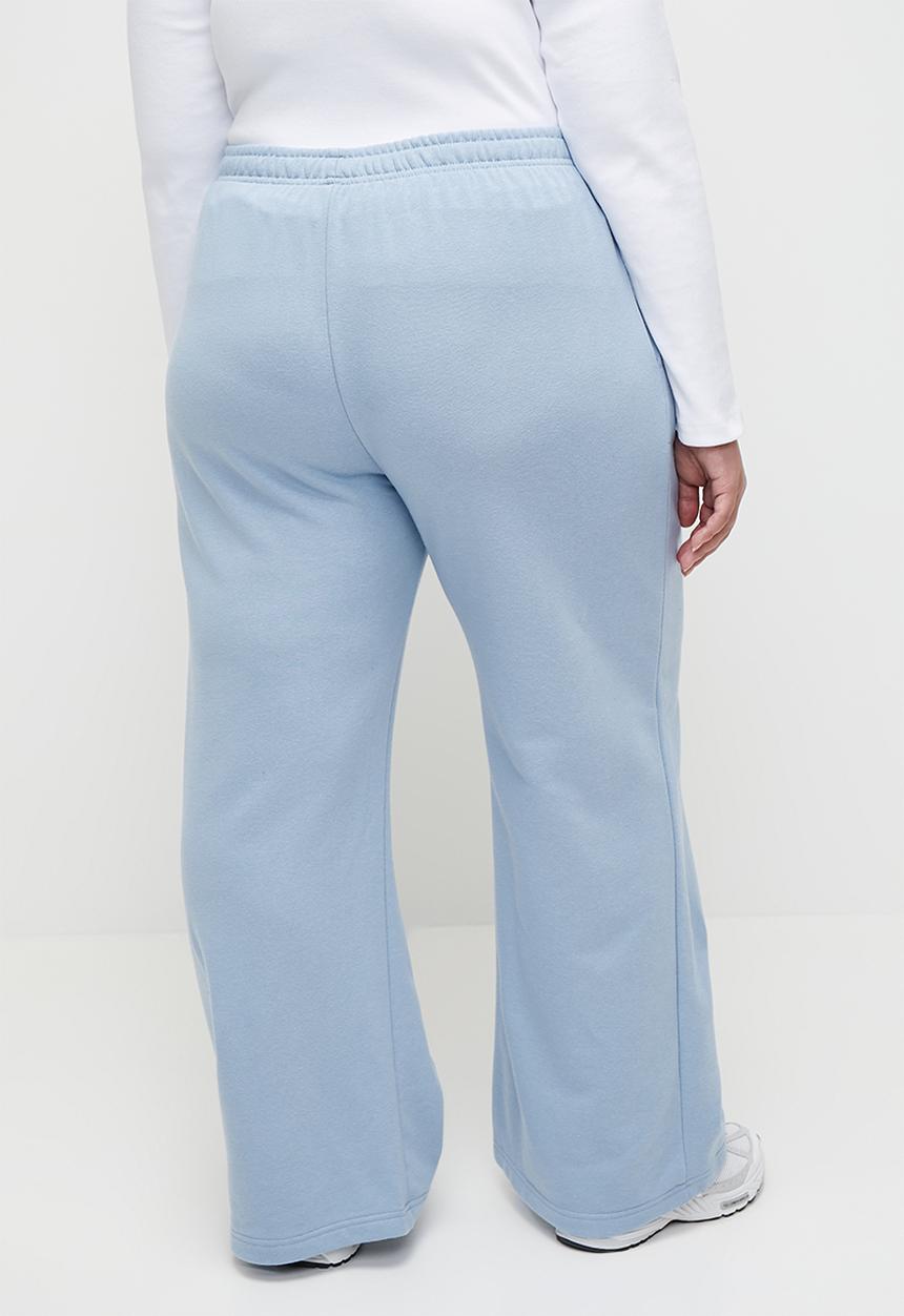 Cotton On - Plus Classic Fleece Wide Leg Sweatpant - Dusk Blue