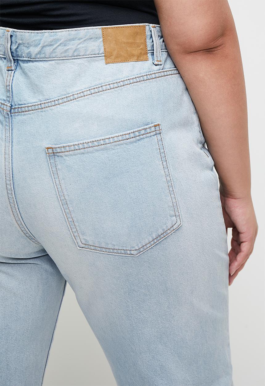 Cotton On - Plus 91 Straight Jean - Halen Blue