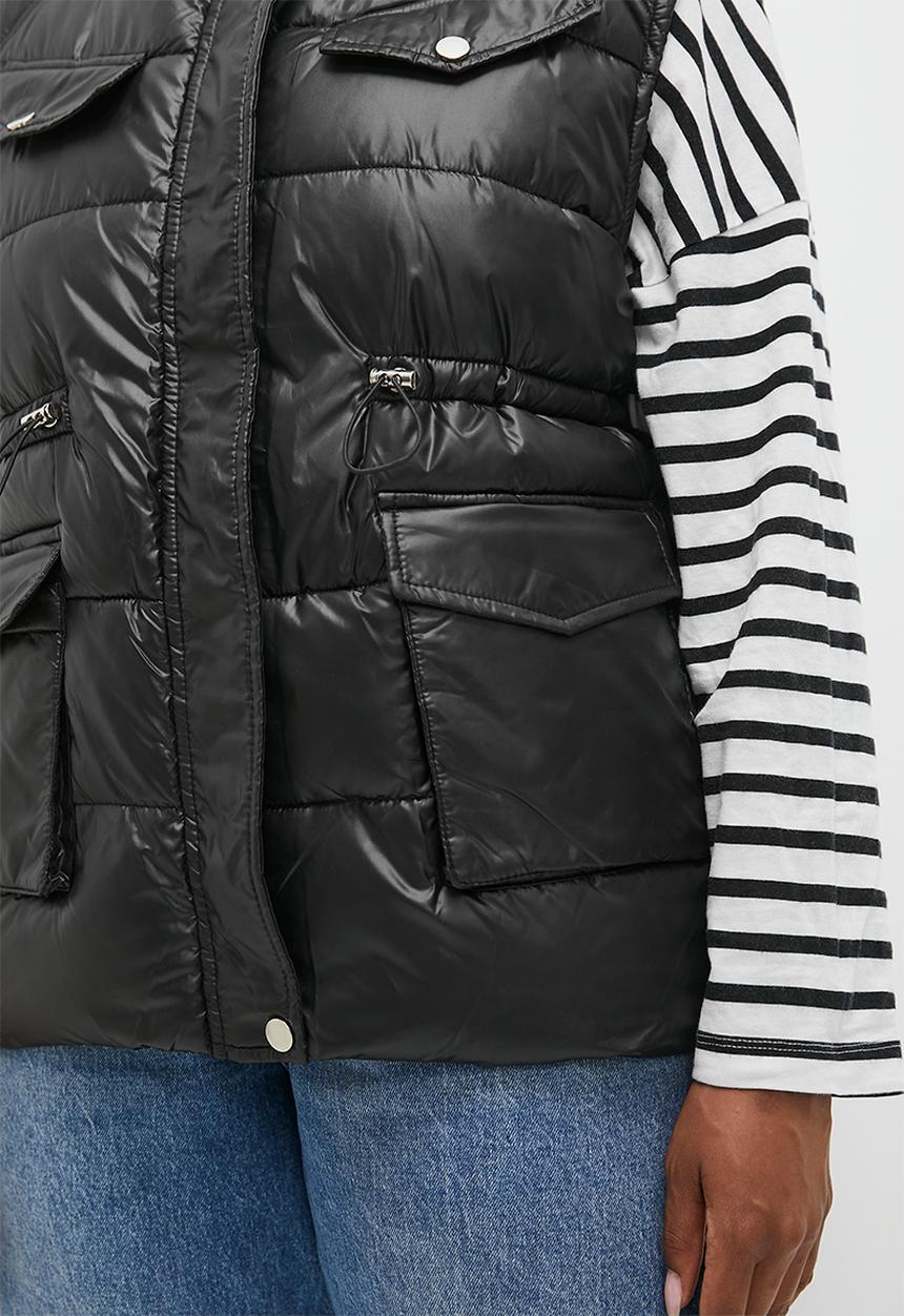 dailyfriday - Ted sleeveless puffer - black