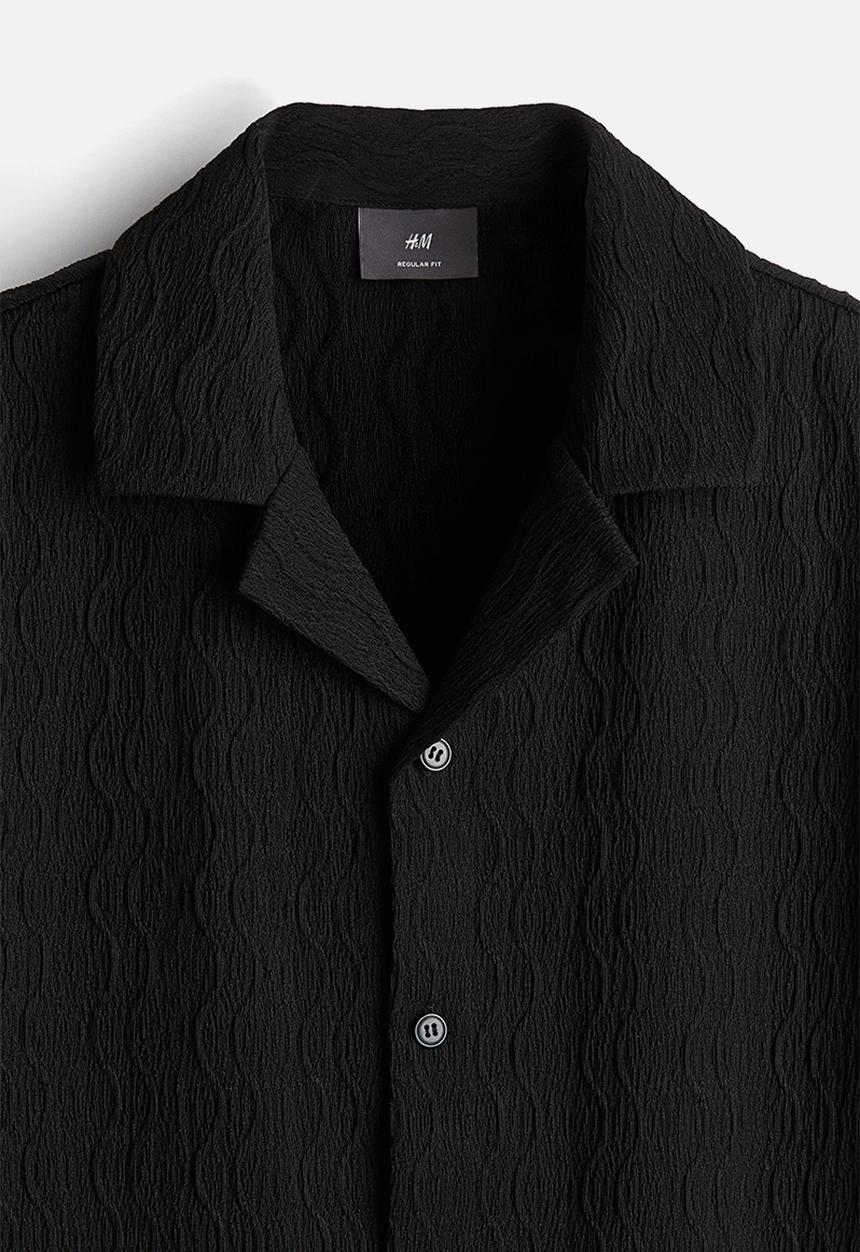 H&M - Regular fit textured resort shirt - black