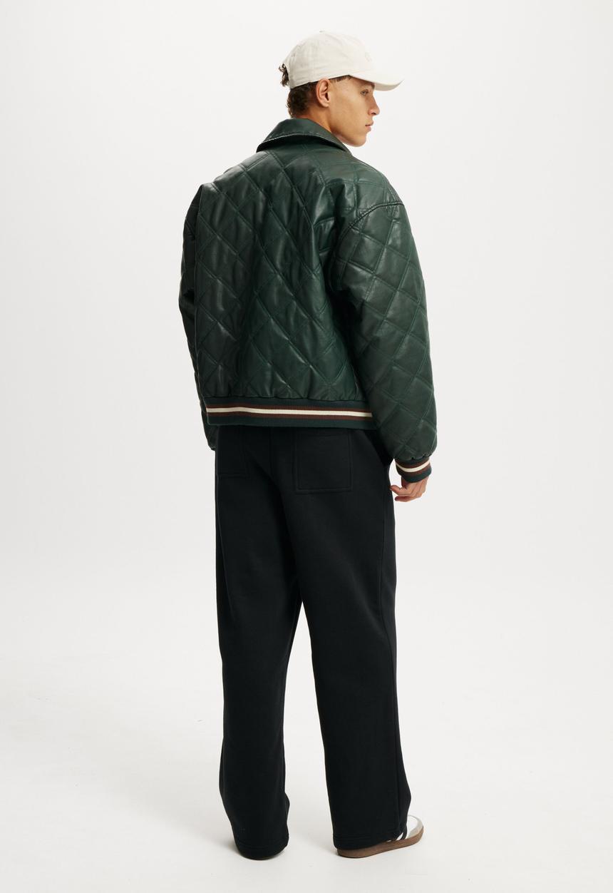 Cotton On - Super Baggy Track Pant - Black