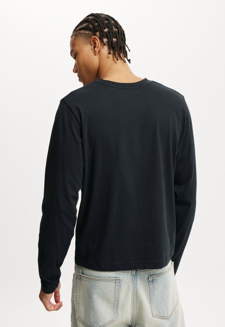 Cotton On - Cropped Fit Long Sleeve t-shirt - Black