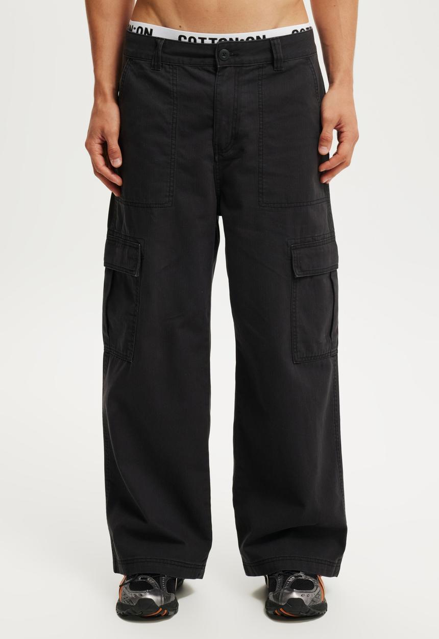 Cotton On - Axel Baggy Cargo Pant - Jet Black