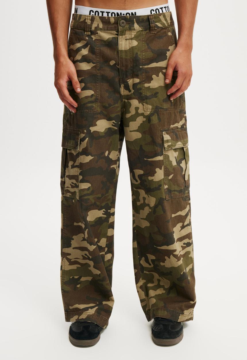 Cotton On - Axel Baggy Cargo Pant - Dark Camo