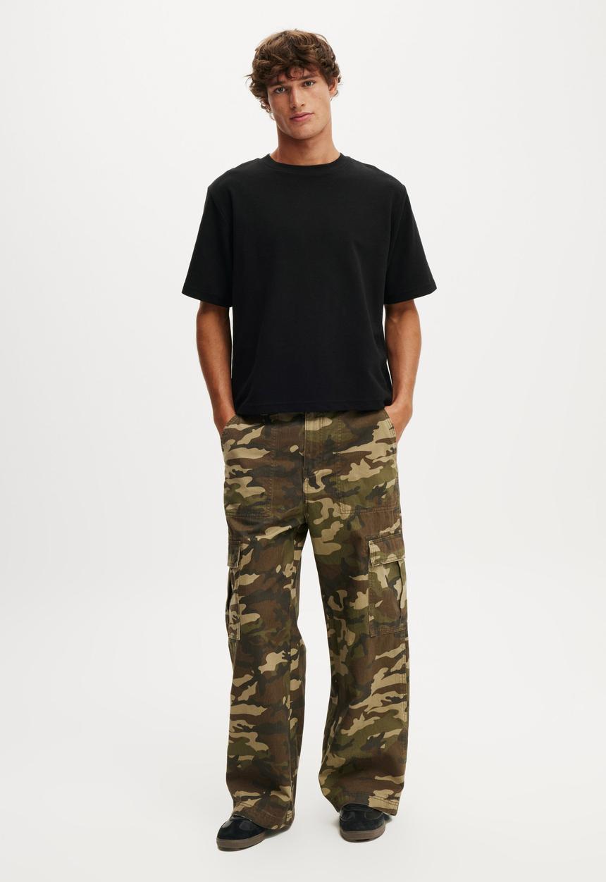Cotton On - Axel Baggy Cargo Pant - Dark Camo