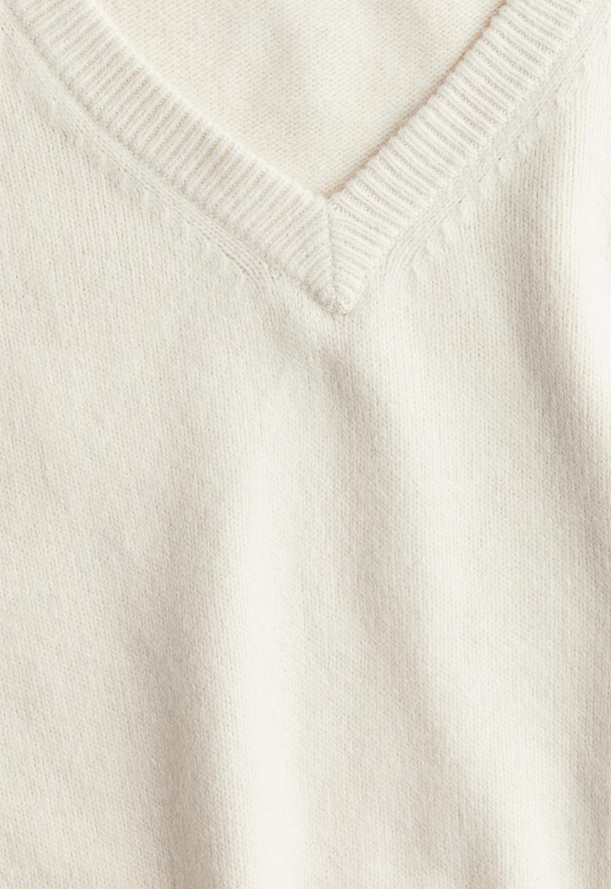 H&M - V-neck jumper - light beige 